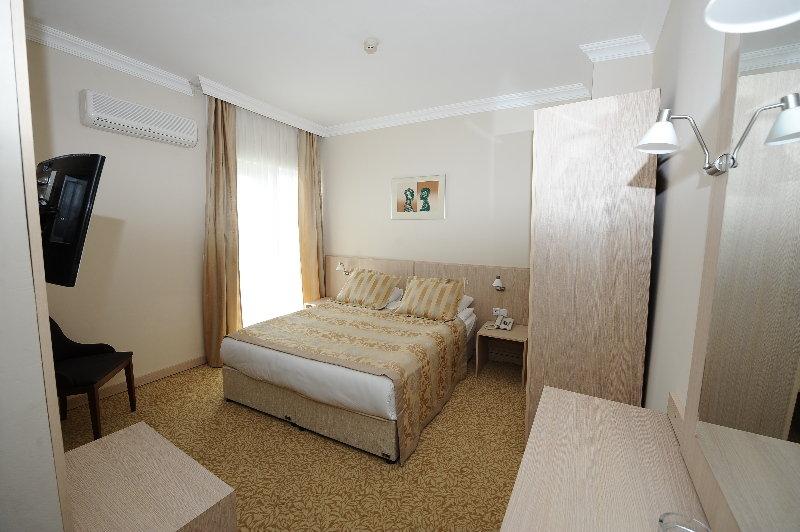 Hotel Suix Lara Antalya Buitenkant foto