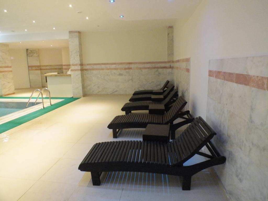 Hotel Suix Lara Antalya Buitenkant foto