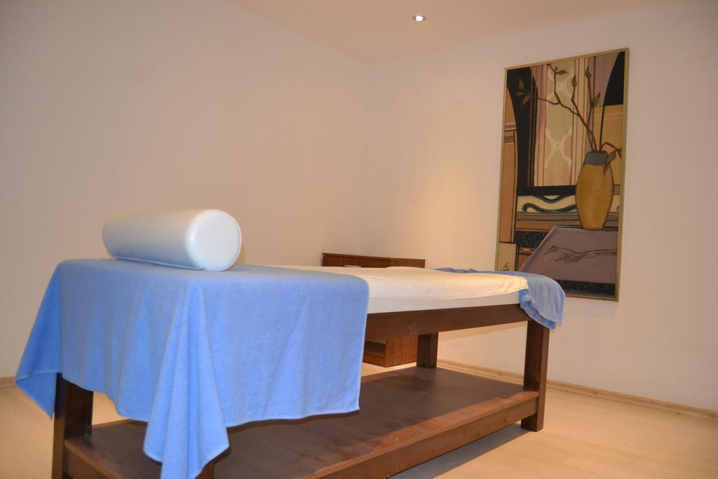 Hotel Suix Lara Antalya Buitenkant foto