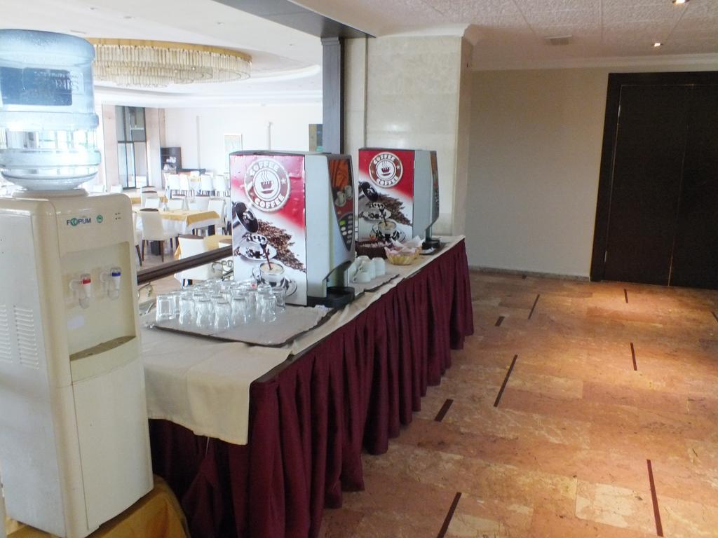 Hotel Suix Lara Antalya Buitenkant foto